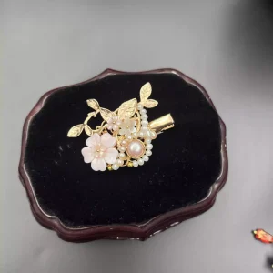 decorative snowflake ornaments