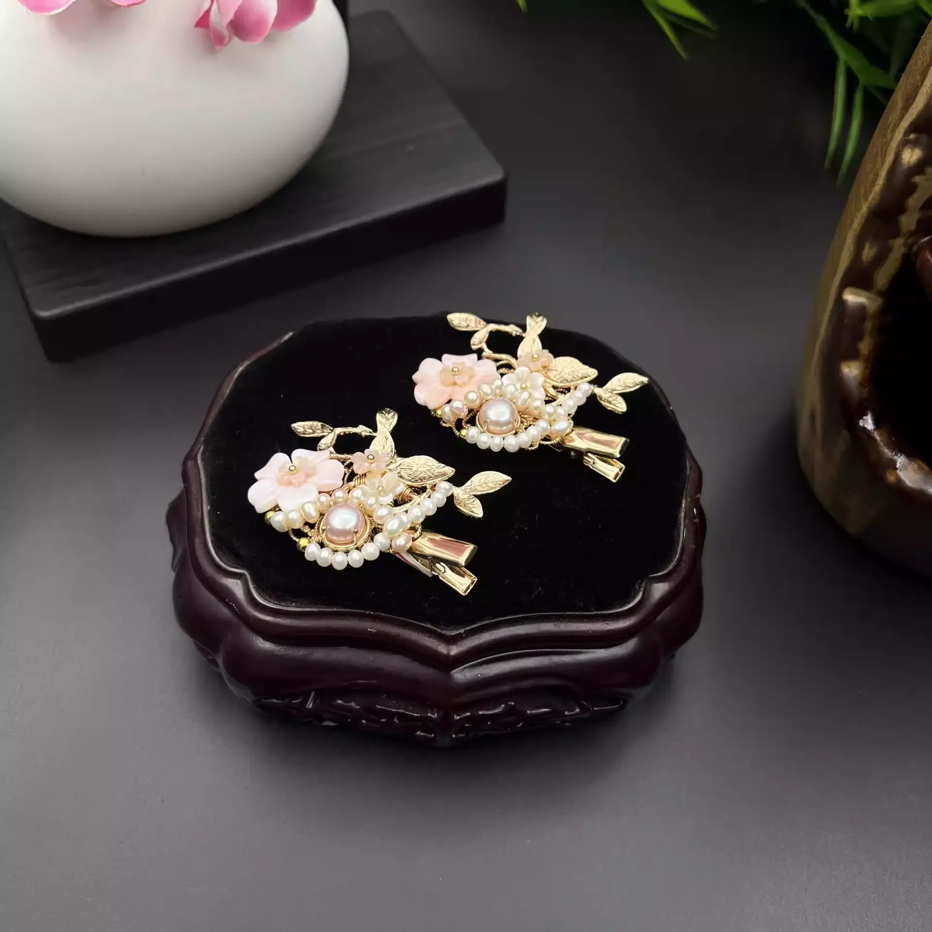 decorative snowflake ornaments